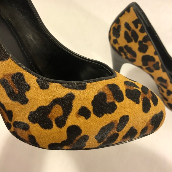 BCBG Generation leopard heels sz 10 4 inch Pony - Picture 8 of 8